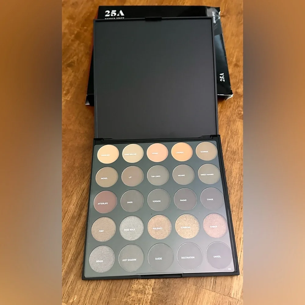 NEW Morphe Copper Spice Eye Shadow Palette i25A Limited Edition Browns - Picture 3 of 3